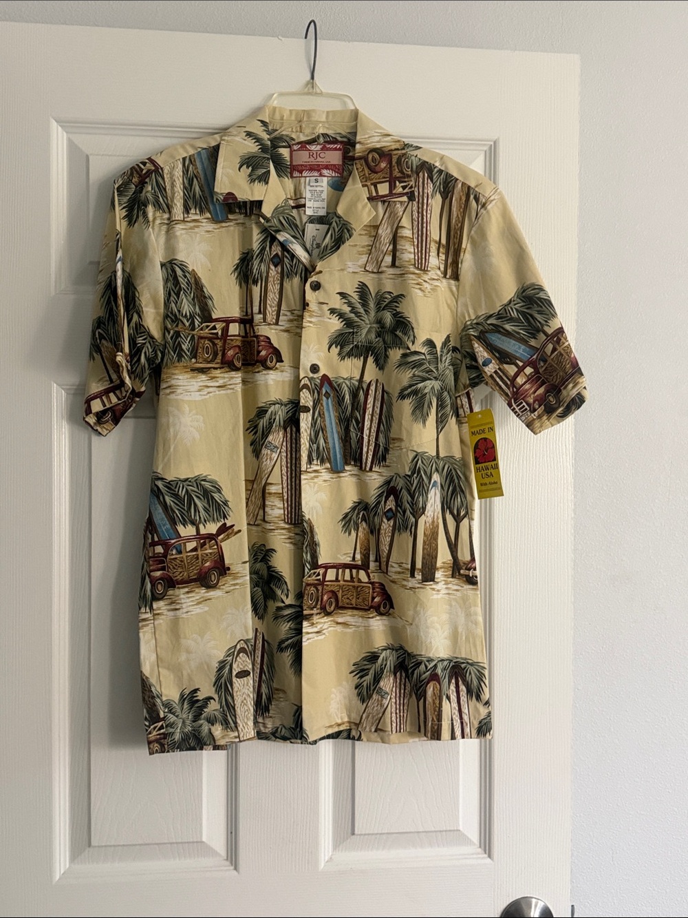 Men's Beige Tropical Print Short-Sleeve Button-Down Shirt
